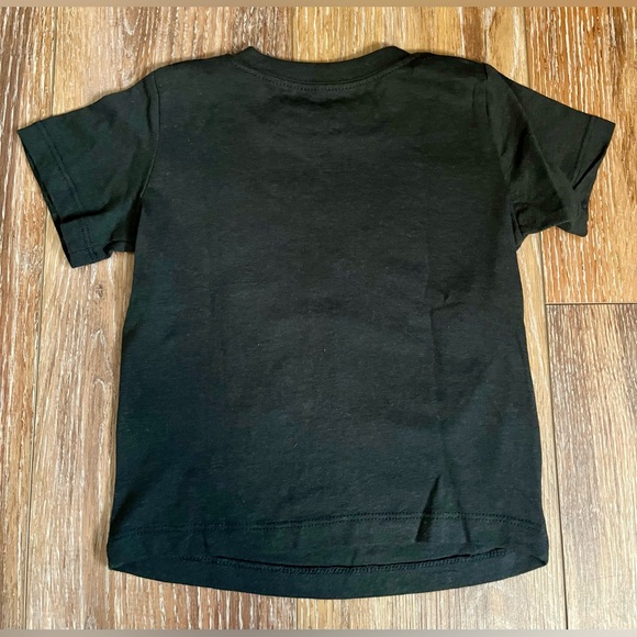 Johnny Cash Toddler Black Graphic Tee Size 2T - Picture 4 of 4